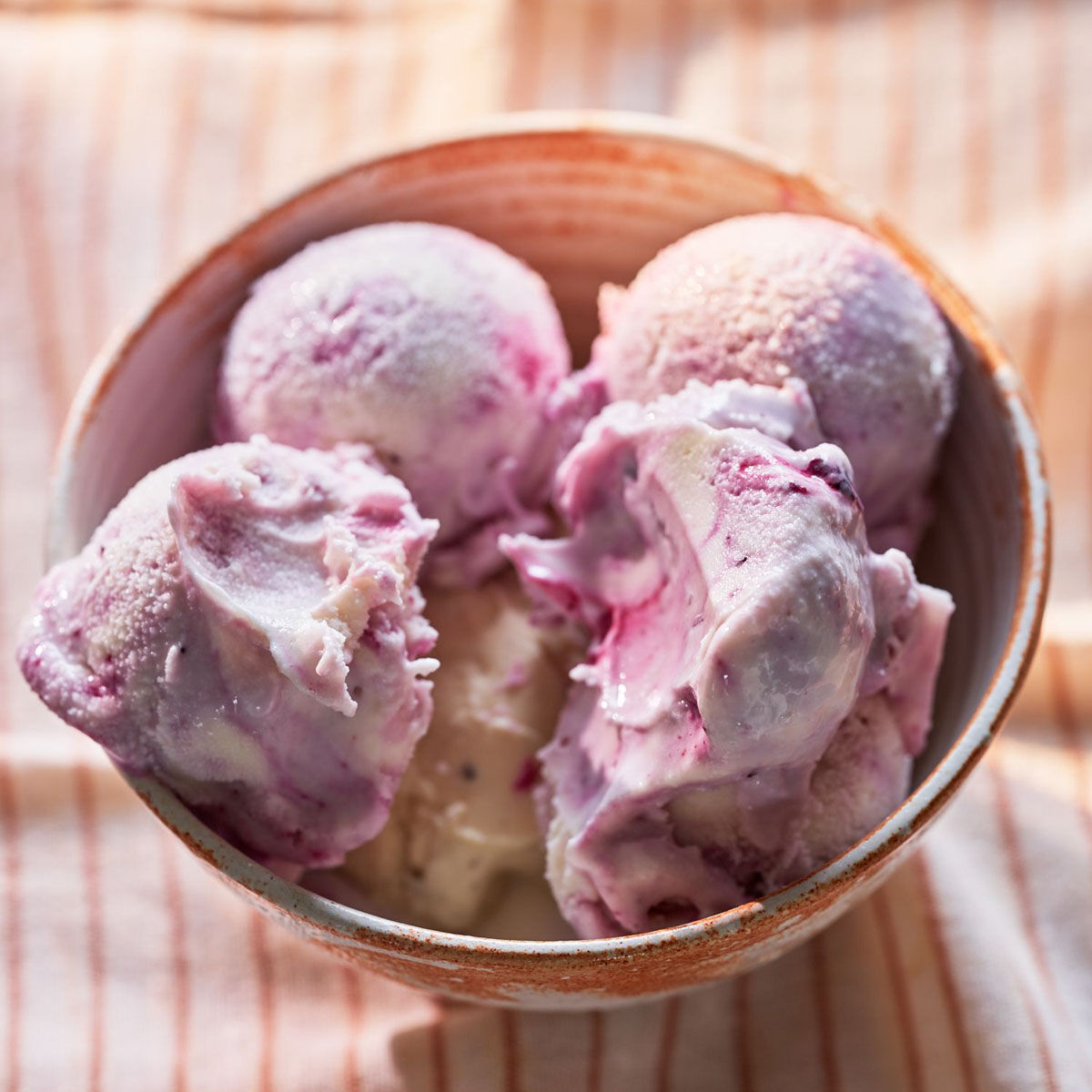 Raspberry Ripple Ice Cream-1